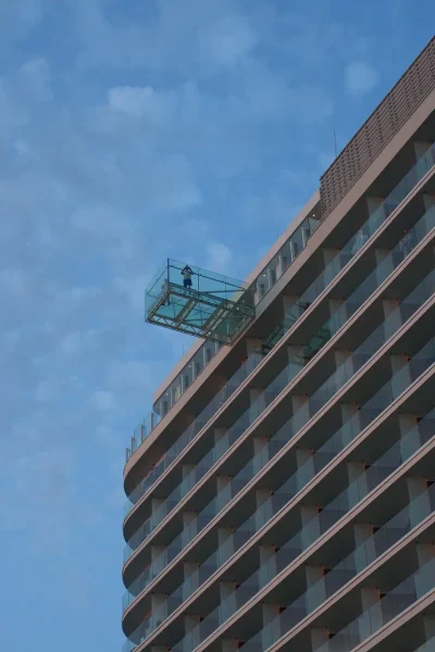 skyscraper-4327213_1920